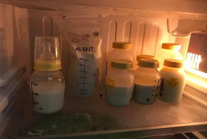 Làm ấm sữa mẹ chi tiết nhất